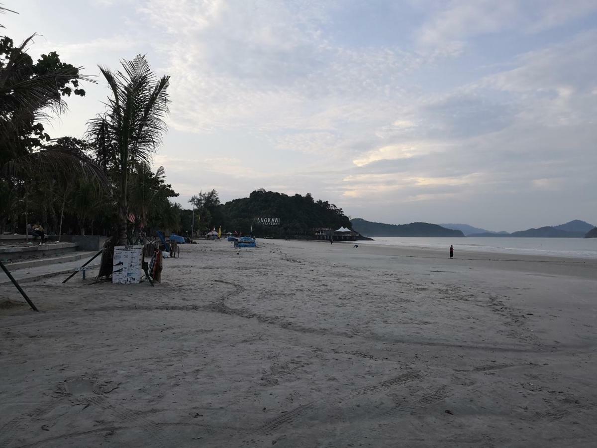 Homestay Barakah Cenang Langkawi Pantai Cenang  Exterior photo